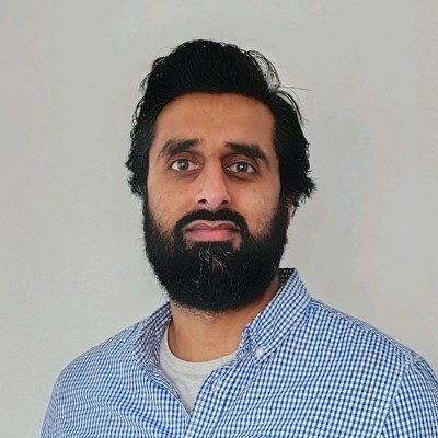 Omar Ahmed accountant in Newcastle